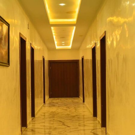 Ricky Hotels Ughelli Exterior foto