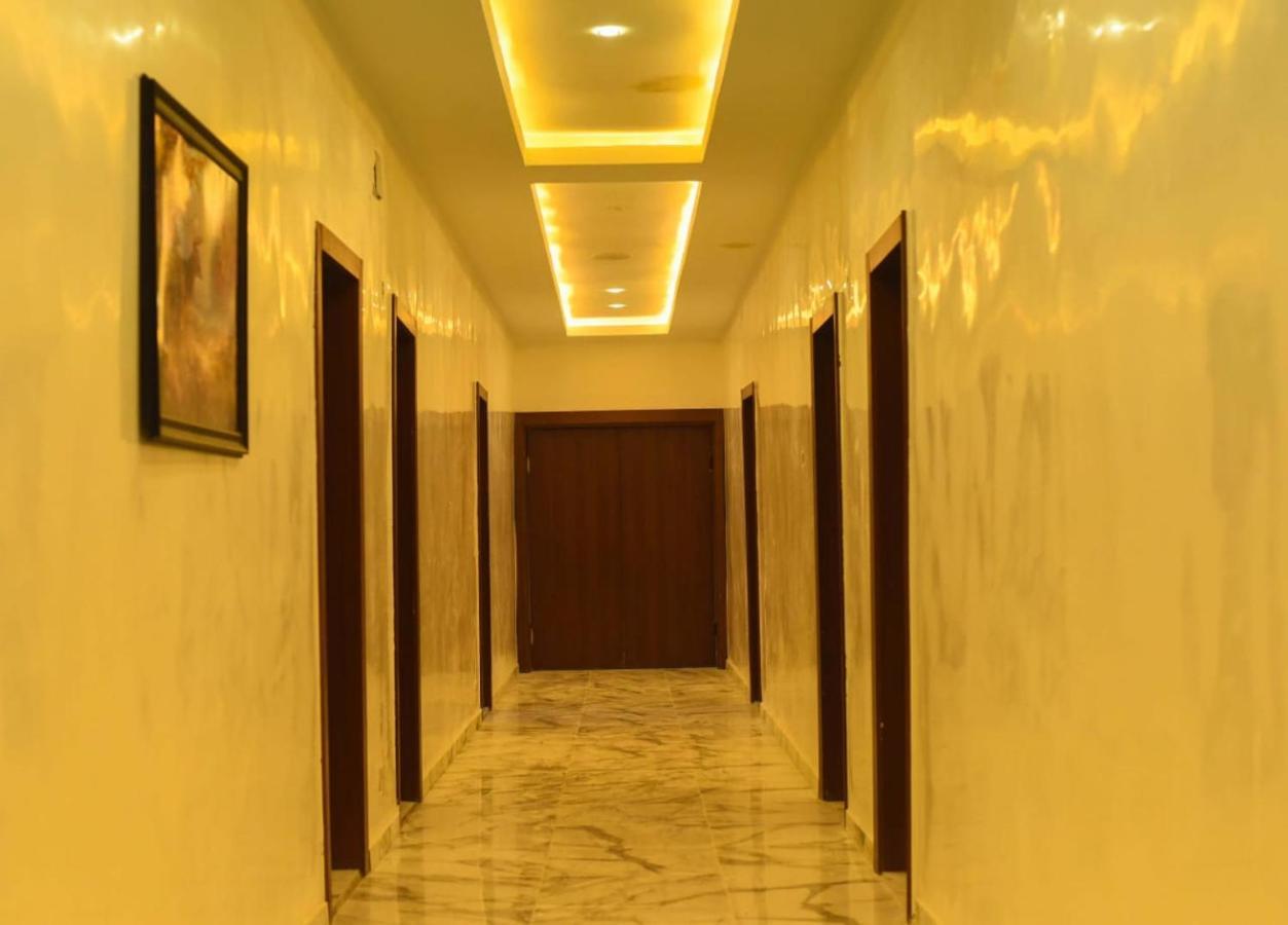 Ricky Hotels Ughelli Exterior foto