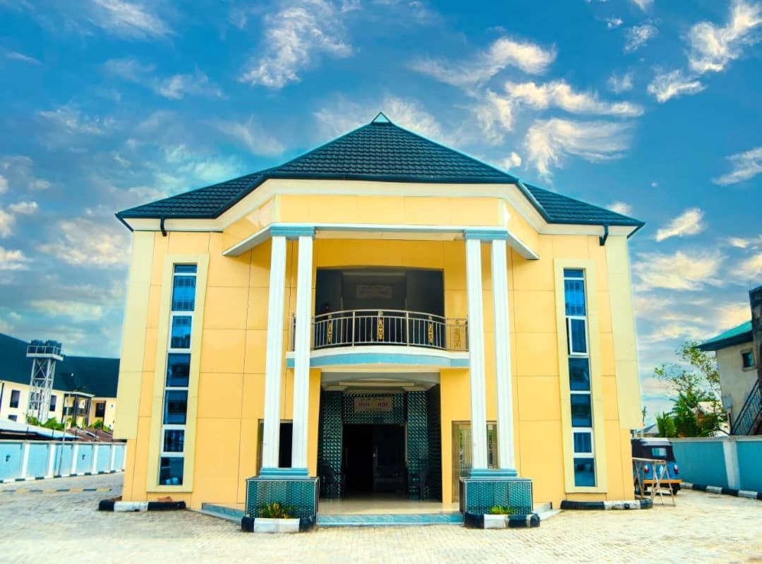 Ricky Hotels Ughelli Exterior foto